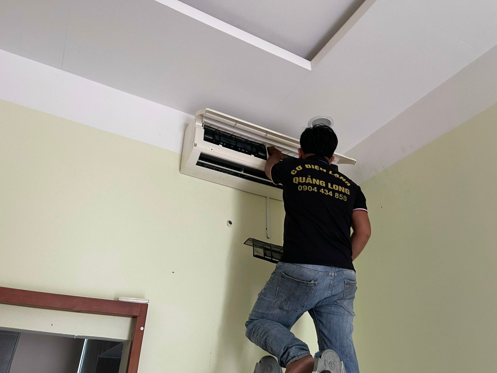 Kiếm tra Máy Lạnh Kiếm tra Máy Lạnh